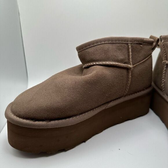 CUSHIONAIRE Women's Genuine Suede pull platform boot +Memory Foam 8 WIDE TAUPE - Picture 7 of 7